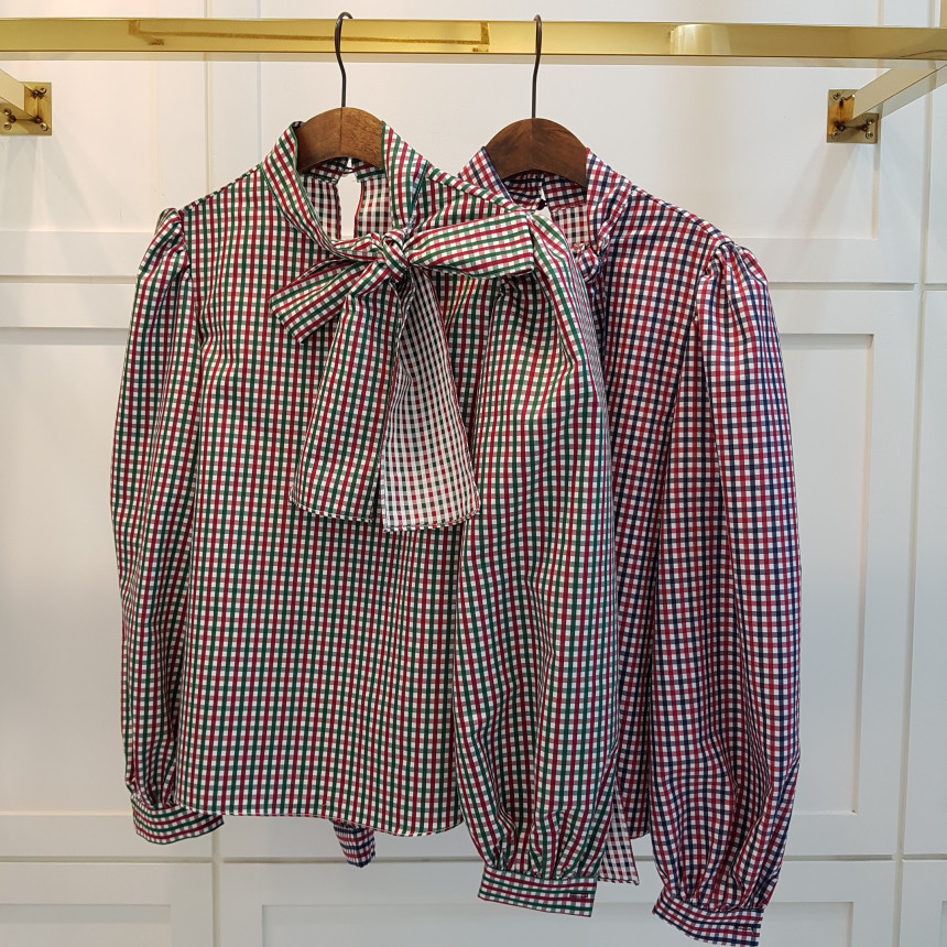 Spring Autumn OL Elegant Minimalist Bow Collar Plaid Shirt Women Blouses Work Wear Chic Loose Puff Sleeve Tops 210421