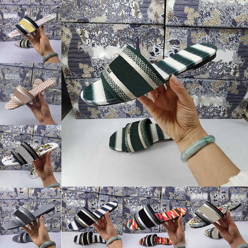 2021 Top quality platform Women Dway Slide Slipper Ramour Sandals Fashion Embroidered Cotton Flat Flip Flops Leather Sole Silver Metallic Causal Shoes 78hP#, I need look other product
2021 Top quality platform Women Dway Slide Slipper Ramour Sandals Fashion Embroidered Cotton Flat Flip Flops Leather Sole Silver Metallic Causal Shoes 78hP#, I need look other product