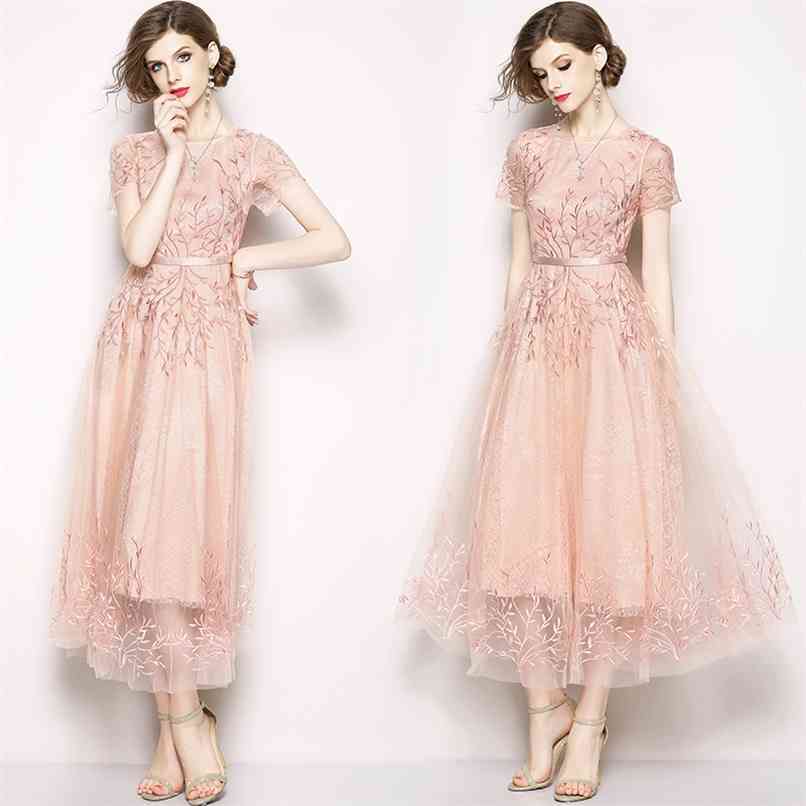 Fashion high waist mesh embroidered elegant dress long A-line skirt summer high-quality women' clothing 210520, Pink
Fashion high waist mesh embroidered elegant dress long A-line skirt summer high-quality women' clothing 210520, Pink