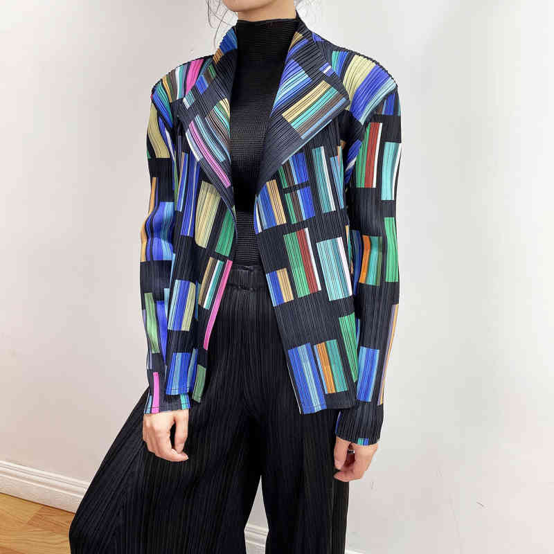 WQJGR Jacket Women Striped Turn-down Collar Sleeveless Women Coats and Jackets Fold Printing Fashion Women Clothes 210507