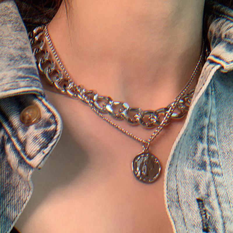 Chains Double-layer Personality Neck Chain Coin Pendant Short Clavicle Choker Female Ins Retro Portrait Exaggerated Thick Necklace, Silver
Chains Double-layer Personality Neck Chain Coin Pendant Short Clavicle Choker Female Ins Retro Portrait Exaggerated Thick Necklace, Silver
