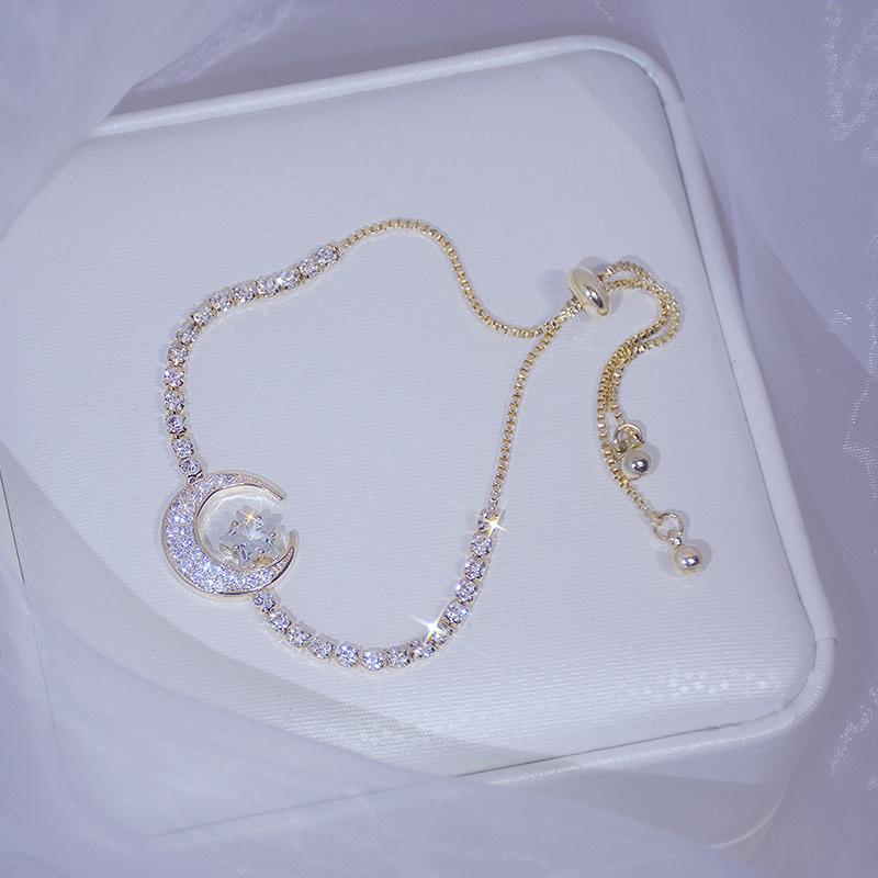 Arrive Elegant Delicate Zircon Moon Star Bracelet Bling Micro Inlaid Zirconia Feminia Pulseras Bangles Anniversary Gift Link, Chain
Arrive Elegant Delicate Zircon Moon Star Bracelet Bling Micro Inlaid Zirconia Feminia Pulseras Bangles Anniversary Gift Link, Chain