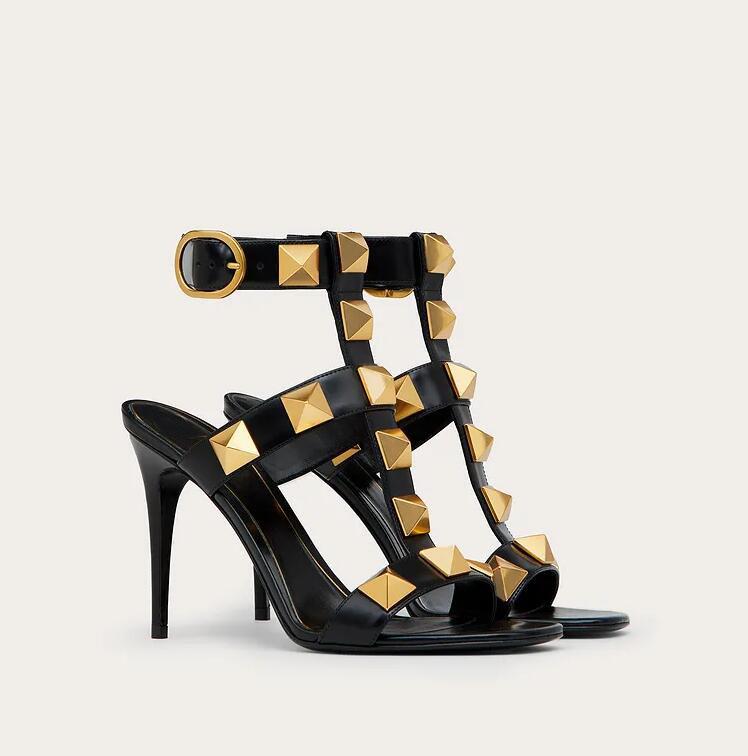VALENTINOSummer Brands Women Roman Stud Sandals Shoes Sexy Lady Rock Studs High Heels Perfect Nice Gladiator Sandalias Walking EU3 AsL
VALENTINOSummer Brands Women Roman Stud Sandals Shoes Sexy Lady Rock Studs High Heels Perfect Nice Gladiator Sandalias Walking EU3 AsL