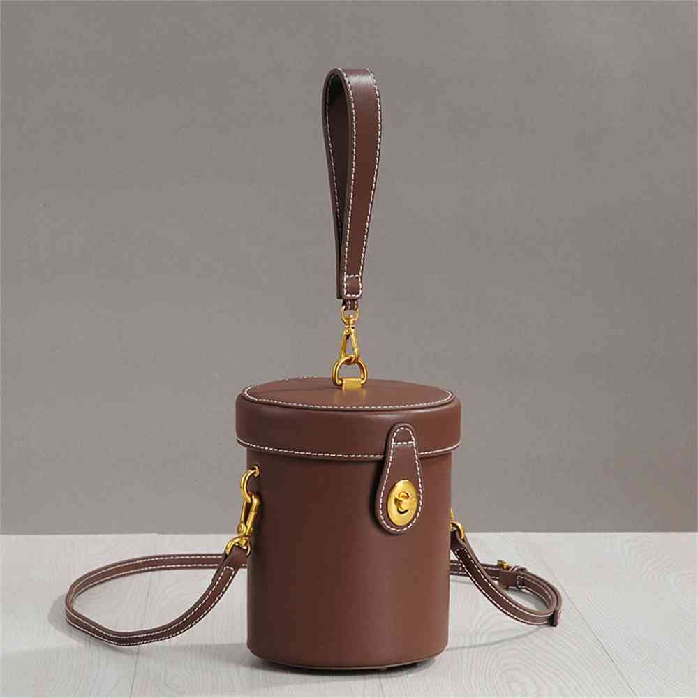Women Luxurys Designers Bags 2021 style cowhide for in spring and summer Up To Designer Handbag Handbags Totes Crossbody Bag
Women Luxurys Designers Bags 2021 style cowhide for in spring and summer Up To Designer Handbag Handbags Totes Crossbody Bag