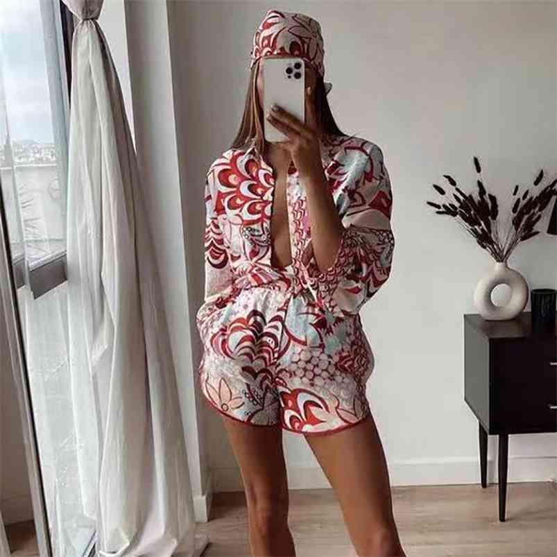 ZXQJ Vintage Women Red Peahen Print Shorts Suit Summer Fashion Ladies Loose Satin Boho Two Piece Set Girls Chic Shirts Sets 210721
ZXQJ Vintage Women Red Peahen Print Shorts Suit Summer Fashion Ladies Loose Satin Boho Two Piece Set Girls Chic Shirts Sets 210721