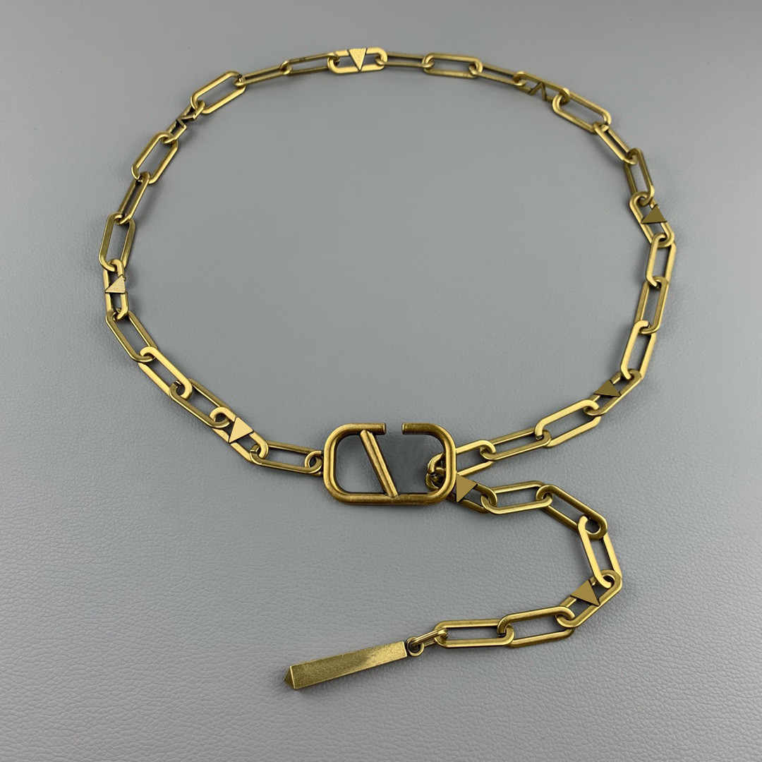 Womens Designers Chains Belts Fashion Luxury Designer Link Belt For Women Letter V Buckle Waist Chain Vintage Gold Waistband Bronz, Free
Womens Designers Chains Belts Fashion Luxury Designer Link Belt For Women Letter V Buckle Waist Chain Vintage Gold Waistband Bronz, Free