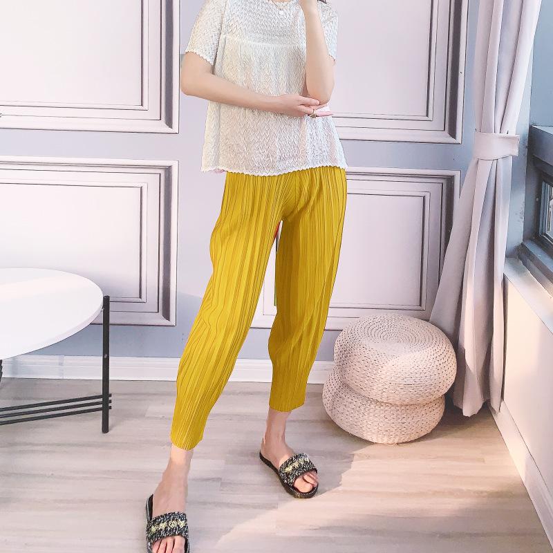 Women's Pants & Capris Women Large Size Summer Fashion Solid Colour Loose Casual Elastic Miyake Pleated Ankle Length Trousers Female, Yellow
Women's Pants & Capris Women Large Size Summer Fashion Solid Colour Loose Casual Elastic Miyake Pleated Ankle Length Trousers Female, Yellow