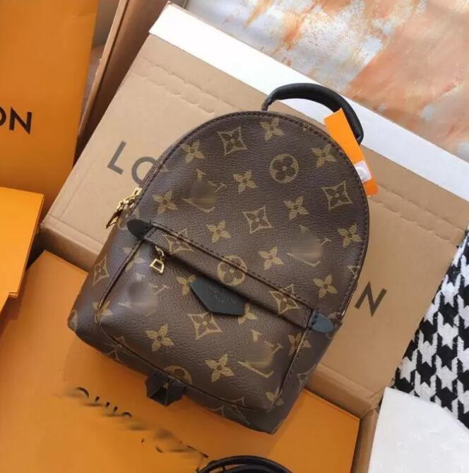 Designers PALM SPRINGS Mini Backpack Women Shcool Bag Shoulder Bag Travel Messenger Bag GGLVLouis
Vitton YSL
VUTTON
Designers PALM SPRINGS Mini Backpack Women Shcool Bag Shoulder Bag Travel Messenger Bag GGLVLouis
Vitton YSL
VUTTON