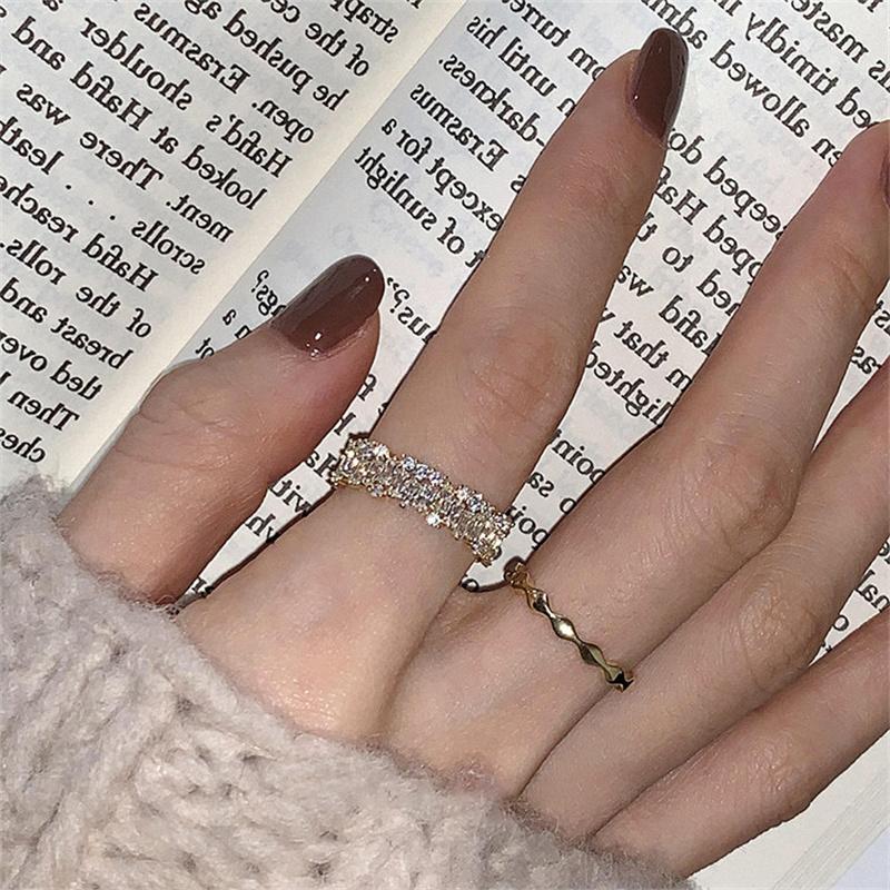 Wedding Rings Korean Fashion Shiny Rhinestone Geometric Round Gold Silver Color Metal Open Ring For Women Party Jewelry Gifts, Slivery;golden
Wedding Rings Korean Fashion Shiny Rhinestone Geometric Round Gold Silver Color Metal Open Ring For Women Party Jewelry Gifts, Slivery;golden