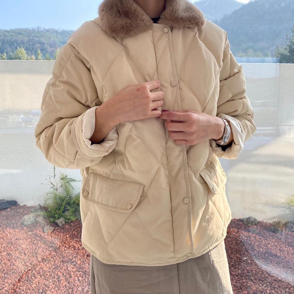 OL Faux Fur Collar Female Coat Winter Jacket Thick Warm Women Parkas Vintage Elegant Solid Single-breasted Parka 210421