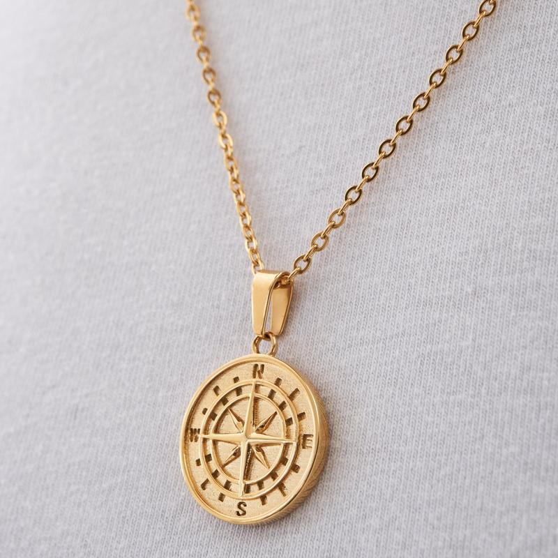 Pendant Necklaces Compass Men's Necklace Round Stainless Steel Chain For Festival Party Male Jewelry, Silver
Pendant Necklaces Compass Men's Necklace Round Stainless Steel Chain For Festival Party Male Jewelry, Silver