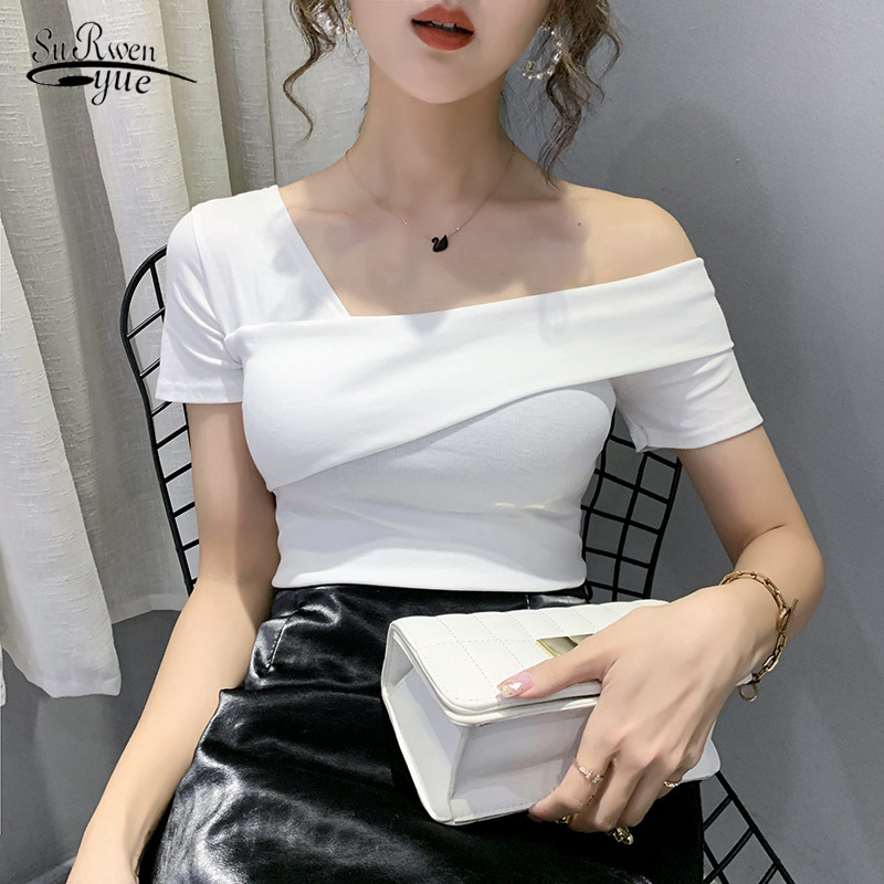 Korean Clothes Fashion Hollow Out T-shirt Women Summer White Black Tops Ropa Mujer Bottoming Shirt Tees 10060 210521
Korean Clothes Fashion Hollow Out T-shirt Women Summer White Black Tops Ropa Mujer Bottoming Shirt Tees 10060 210521