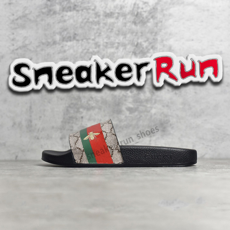 Designer Rubber slide sandal Floral slippers for men women Sandals Summer Beach Indoor Flat G with Box, Bubble wrap packaging
Designer Rubber slide sandal Floral slippers for men women Sandals Summer Beach Indoor Flat G with Box, Bubble wrap packaging