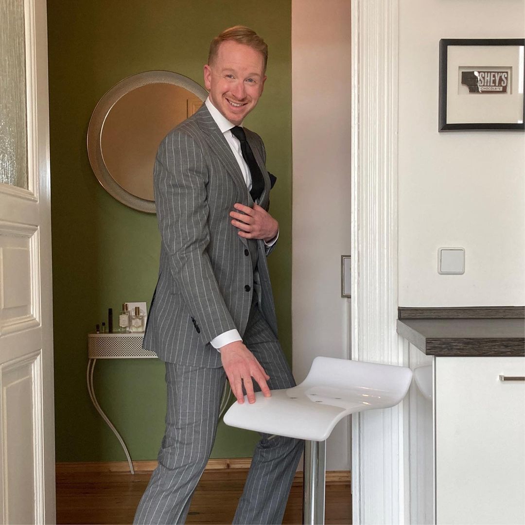 Grey stripe Single Breasted Men Suits Slim Fit Groom Party Coat Tailored Work Casual Wear