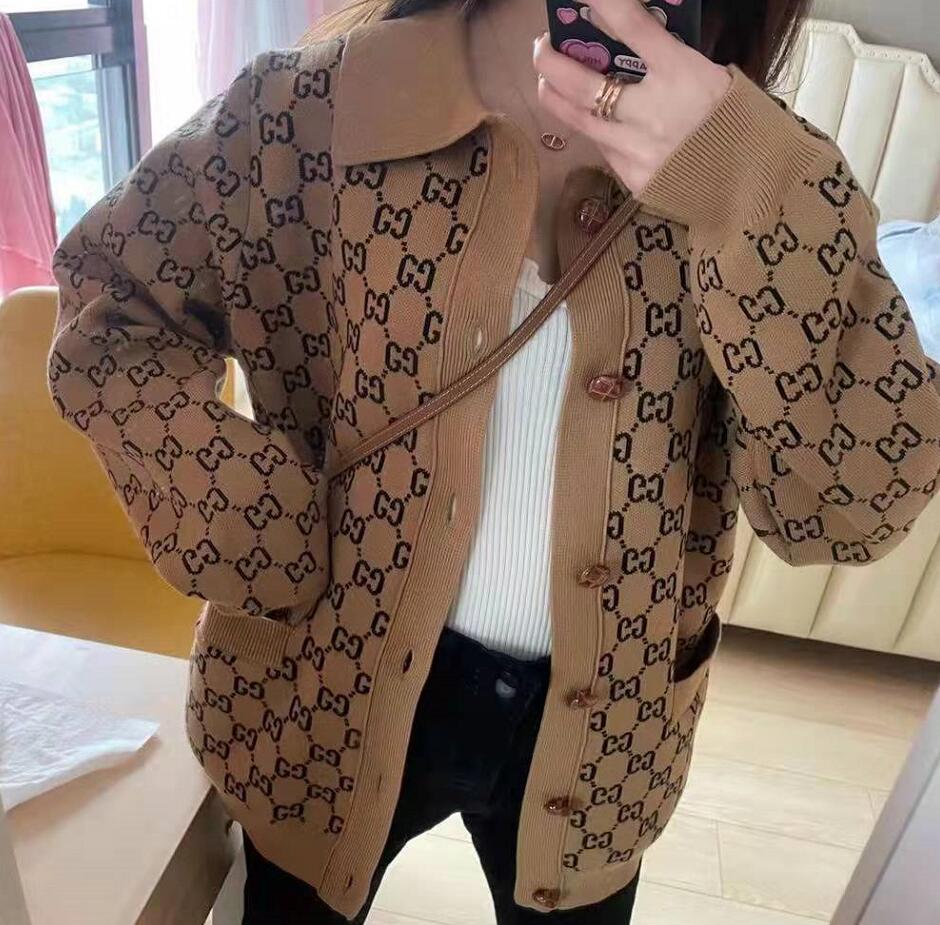 Women Sweater Knit Designer Autumn Winter Cardigans Knitted Loose Coat Double Letter Printed Sweaters Ladies Outer Wear Thick Streetwear, White;black
Women Sweater Knit Designer Autumn Winter Cardigans Knitted Loose Coat Double Letter Printed Sweaters Ladies Outer Wear Thick Streetwear, White;black