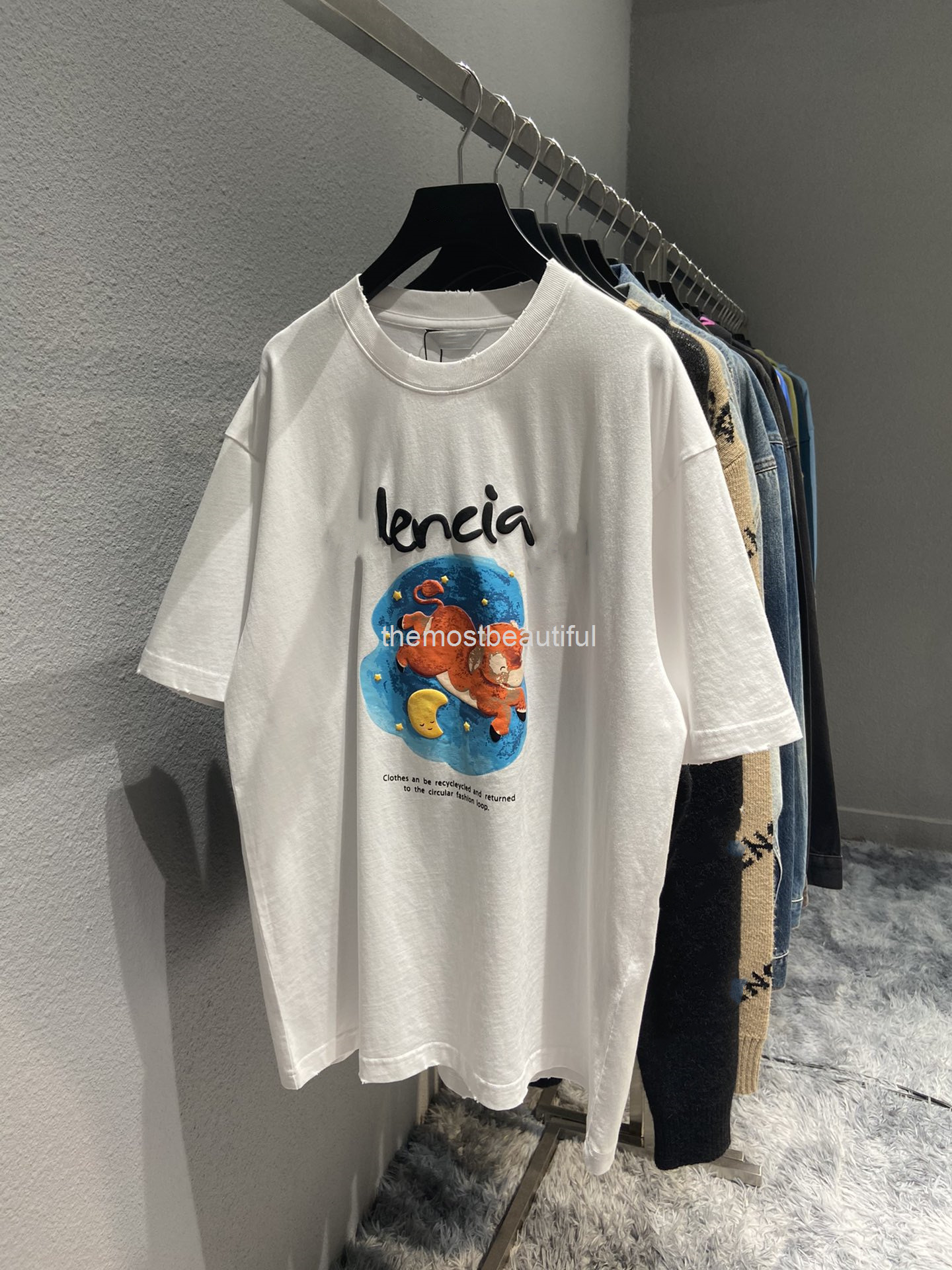 Women's T-Shirt Spring and summer high version b family foam deer print Pullover round neck loose casual men's women's same T-shirt short sleeve, 2# packing bag
Women's T-Shirt Spring and summer high version b family foam deer print Pullover round neck loose casual men's women's same T-shirt short sleeve, 2# packing bag