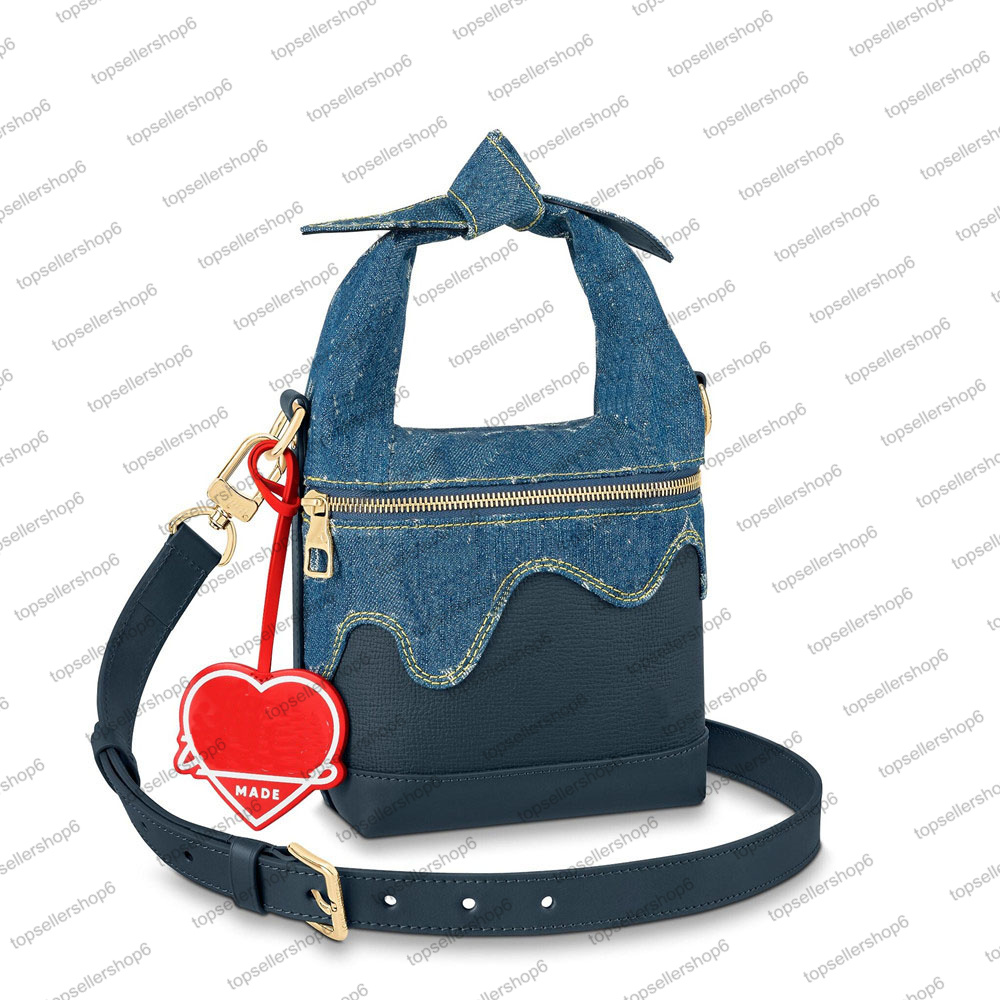 M45970 JAPANESE CRUISER Designer women city bag genuine calf leather wave of blue denim cross-body clutch purse handbag shoulderbag tote, 1 m45970 navy letter flower print
M45970 JAPANESE CRUISER Designer women city bag genuine calf leather wave of blue denim cross-body clutch purse handbag shoulderbag tote, 1 m45970 navy letter flower print