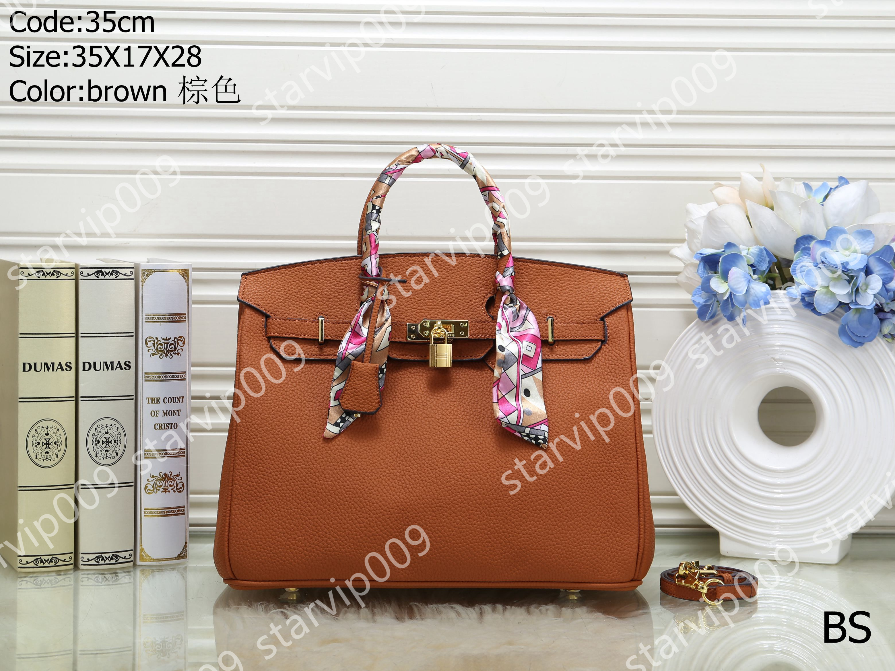 women's fashion designers handbags shoulder bag Luxury bag tote purse handbag message bags cluth TOP quality brands classic Wholesale SIZE: 35*17*28 CM HRFDJUYTKIUGL, Lavender
women's fashion designers handbags shoulder bag Luxury bag tote purse handbag message bags cluth TOP quality brands classic Wholesale SIZE: 35*17*28 CM HRFDJUYTKIUGL, Lavender