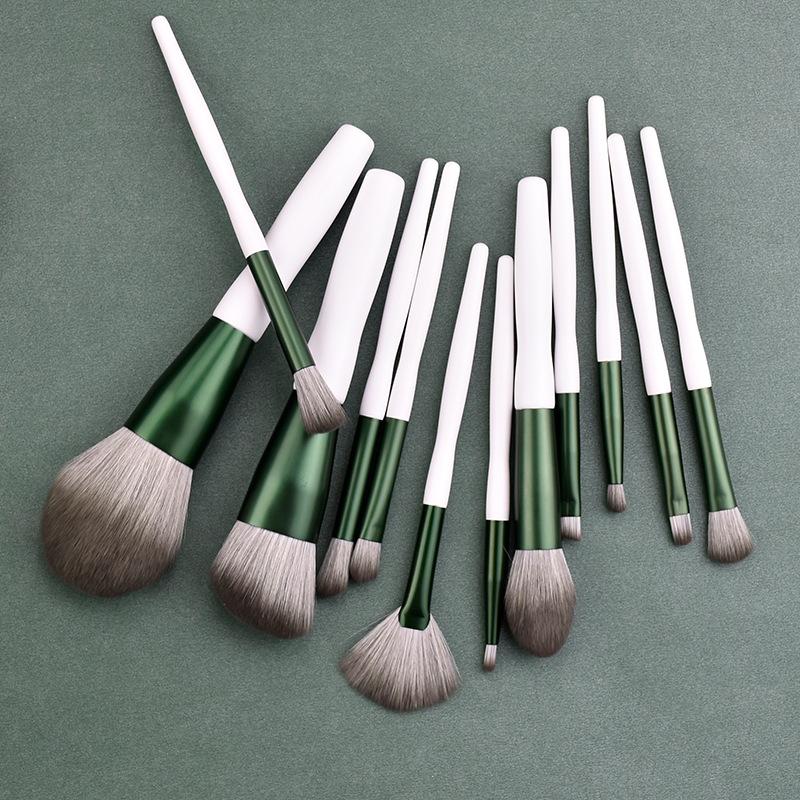 Makeup Brushes 12Pcs Brush Beauty Tool Loose Powder Eye Shadow Eyebrow Foundation Blush Mixed Cosmetics Super Soft Make Up