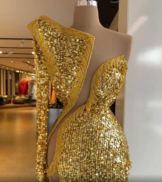 2021 Luxurious Gold Sequined Prom Dresses High Split One Shoulder Evening Formal Party Second Reception Gowns