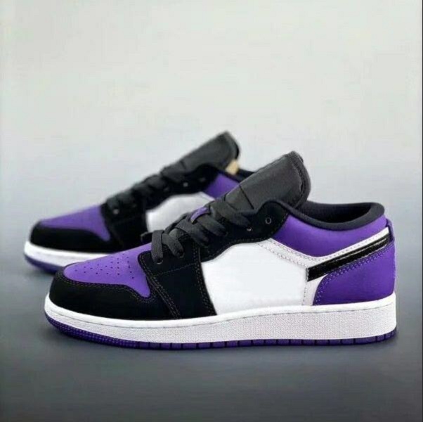 Comfortable Men Women Skateboard Shoes Fashion Low Cut Leather Casual Outdoor 1s OG Shoe Unisex Sneakers 36-44
Comfortable Men Women Skateboard Shoes Fashion Low Cut Leather Casual Outdoor 1s OG Shoe Unisex Sneakers 36-44