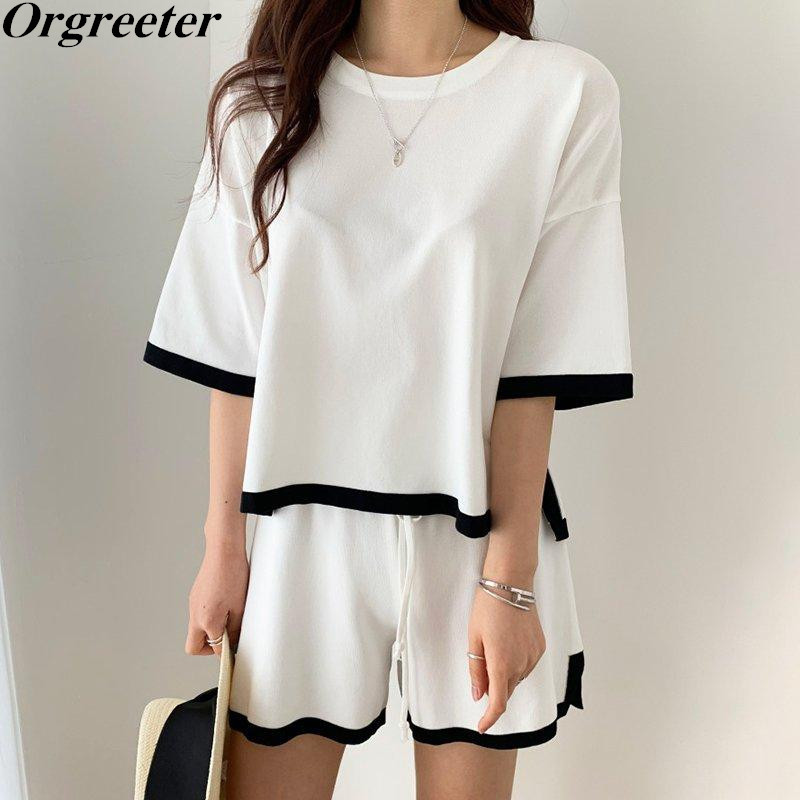 Chic Korean Summer Simple Thin Soft Knitted Tracksuit Women O-neck Short Sleeve Pullover Tops and Shorts Two piece set 210525, Black
Chic Korean Summer Simple Thin Soft Knitted Tracksuit Women O-neck Short Sleeve Pullover Tops and Shorts Two piece set 210525, Black