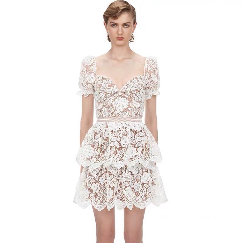 Spring Puff Sleeve High Waist Slim Backless Dress Women Self Portrait Red White Color Lace Mini Female Sexy 210506