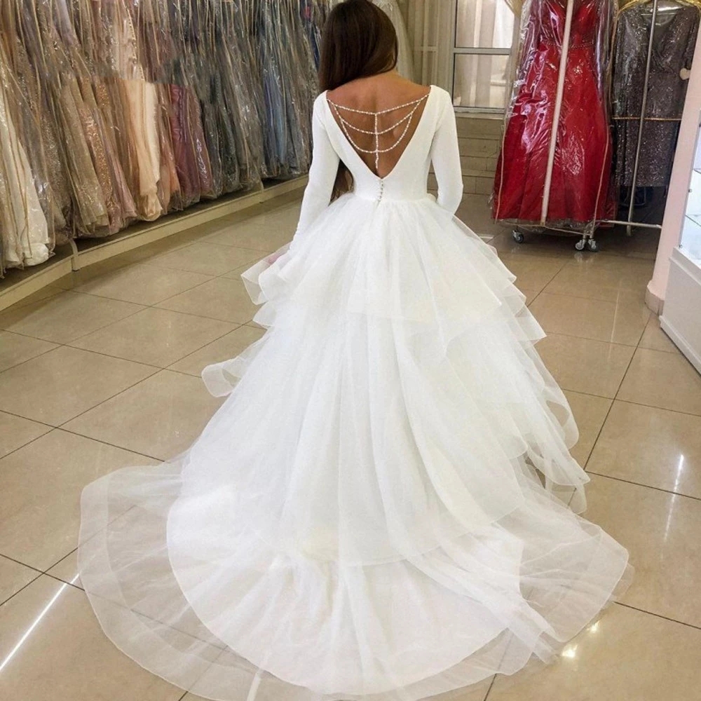 2021 Tiered Organza A-Line White Wedding Dresses Long Sleeves Deep V-Neck Skirt Bridal Dress Pearls Back Tulle Wedding Gowns