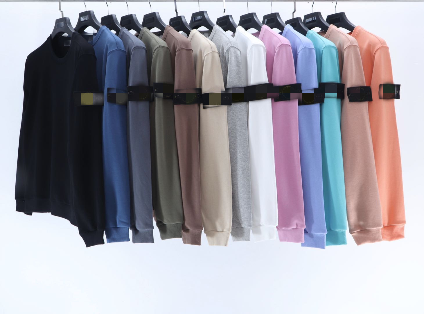 Designer Mens Hoodies Stone Autumn and winter new sweaters men couple round neck sweater women classic armband jacket long sleeves, Supplement (not shipped separately)
Designer Mens Hoodies Stone Autumn and winter new sweaters men couple round neck sweater women classic armband jacket long sleeves, Supplement (not shipped separately)