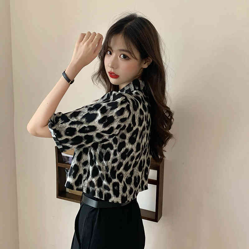 2style Vintage Notched Short Sleeve Leopard Blouse Women Fashion Camisas Mujer Casual Blusas Print Summer Tops 210429