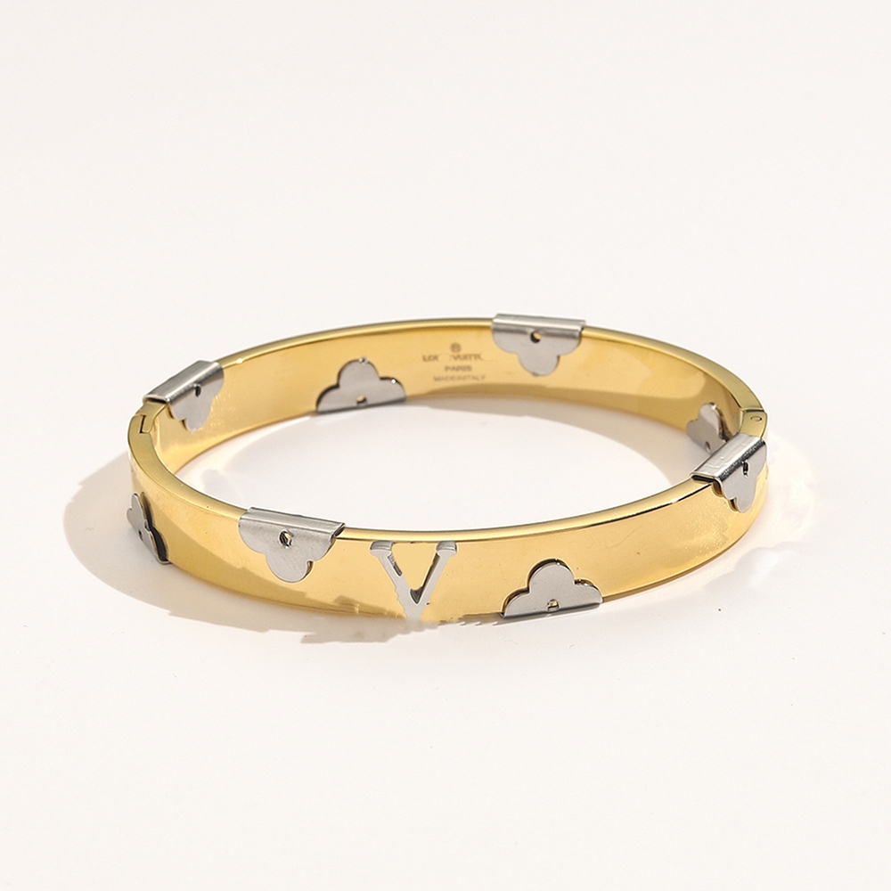 Letter V clouds bracelet brand fashion flower bangle with box cute and cool style bracelets
Letter V clouds bracelet brand fashion flower bangle with box cute and cool style bracelets