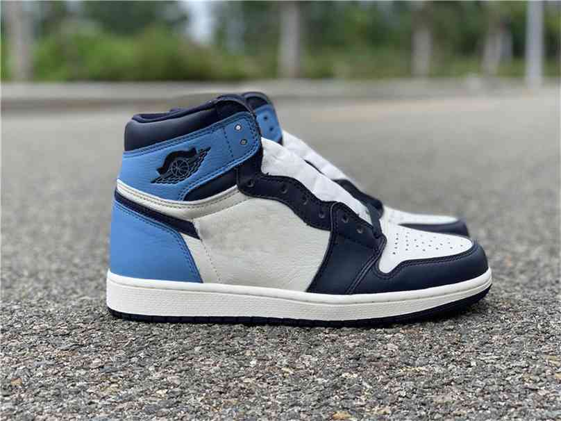 Authentic 1 High OG Obsidian Chill Man Outdoor Shoes Women 555088-140 Sail University Blue Sports Sneakers With Box
Authentic 1 High OG Obsidian Chill Man Outdoor Shoes Women 555088-140 Sail University Blue Sports Sneakers With Box
