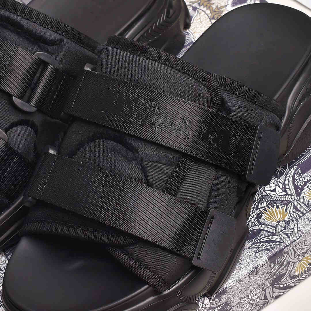 Daddy sandals women's sports slippers summer non-slip outer wear Velcro babay the same style thick fashion open-toed couples cas, Black
Daddy sandals women's sports slippers summer non-slip outer wear Velcro babay the same style thick fashion open-toed couples cas, Black