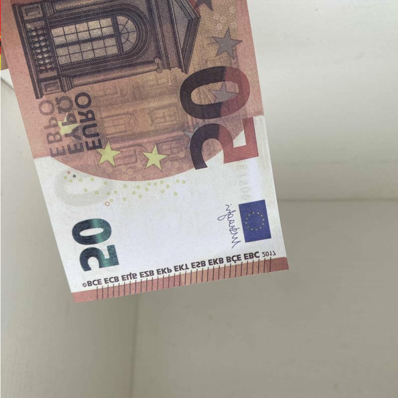 2021 Euro Banknote Prop Realistic Money Us Kids Play Game 50 Family For Paper Copy Or Toy Collection 037 100pcs/pack Ndsng
2021 Euro Banknote Prop Realistic Money Us Kids Play Game 50 Family For Paper Copy Or Toy Collection 037 100pcs/pack Ndsng