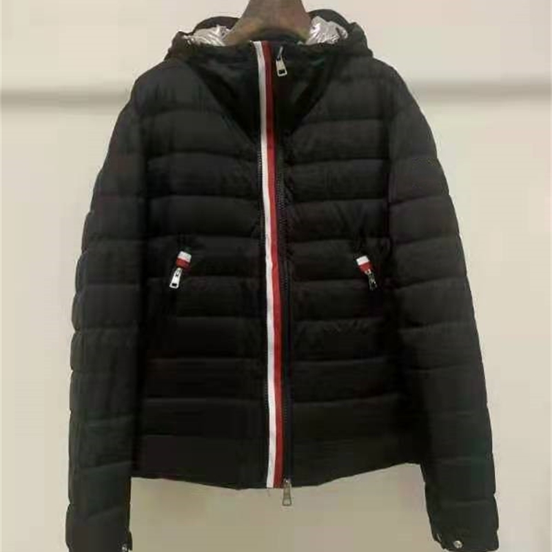 Style Mens coat White &Black Outwear Luxury Brand Jacket Winter Down Coat WHYMEN558 211110
Style Mens coat White &Black Outwear Luxury Brand Jacket Winter Down Coat WHYMEN558 211110