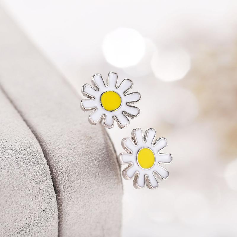 Earrings & Necklace Daisy Flower Pendant Jewelry Sets For Wedding Bridesmaids, Brides, Party Prom Ring Kits Female Fashion, As pic
Earrings & Necklace Daisy Flower Pendant Jewelry Sets For Wedding Bridesmaids, Brides, Party Prom Ring Kits Female Fashion, As pic