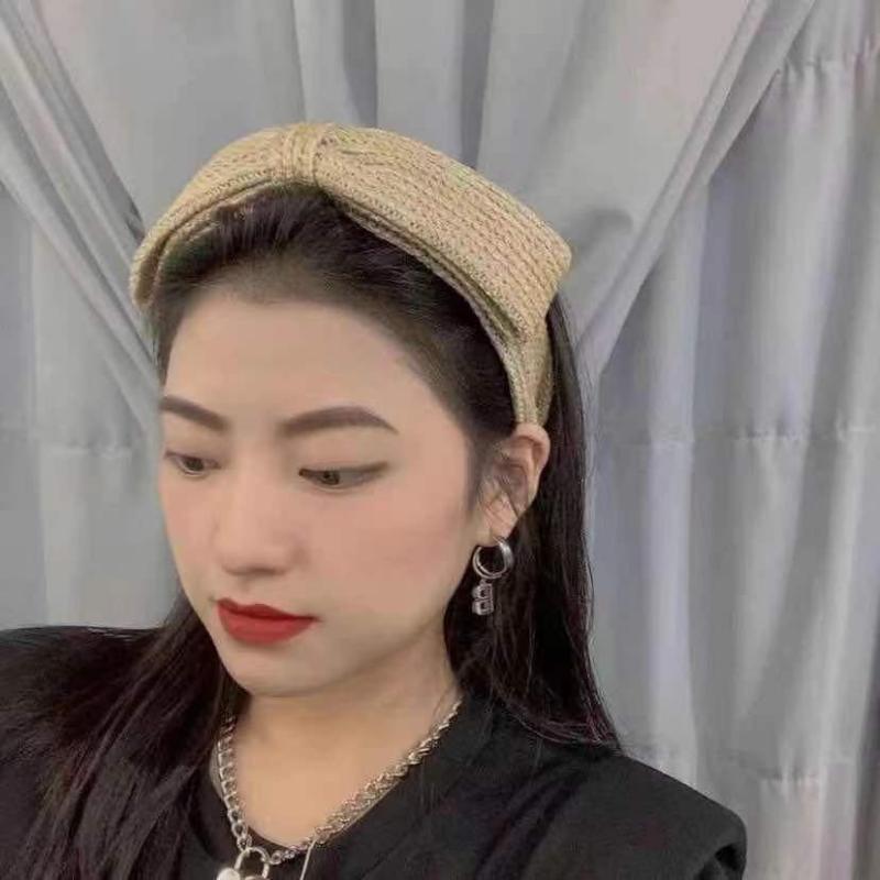 Hair Accessories Europe And The United States Band Female Summer Net Red 2021 Vacation Wind Card Raffia Weave Pressed Headband
Hair Accessories Europe And The United States Band Female Summer Net Red 2021 Vacation Wind Card Raffia Weave Pressed Headband