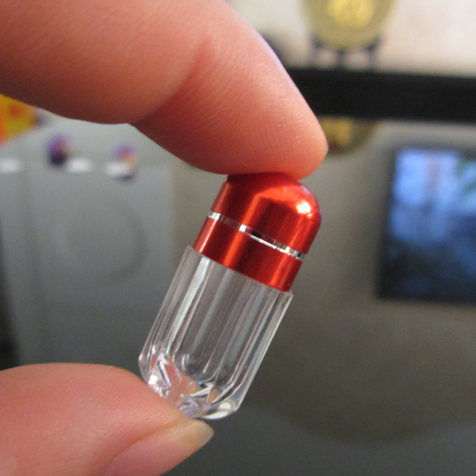 Pill Bottle Clear Empty Portable Thicken Plastic Bottles Capsule Case with colorful Screw Cap Pills Holder Storage Container WLL697