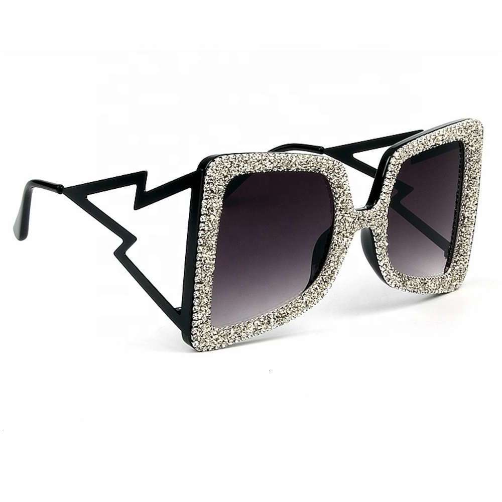 Highend accessories Brand digner Oversized Sunglass Women Big Wide Temple Bling Ston Fashion Shad UV Vintage Brand Glass Oculos, Black
Highend accessories Brand digner Oversized Sunglass Women Big Wide Temple Bling Ston Fashion Shad UV Vintage Brand Glass Oculos, Black