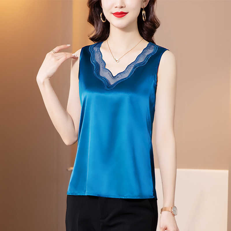 Korean Women Blouses Shirts OL Satin Tops Woman Lace Hollow Out Shirt Top Plus Size V-neck Embroidery 210604