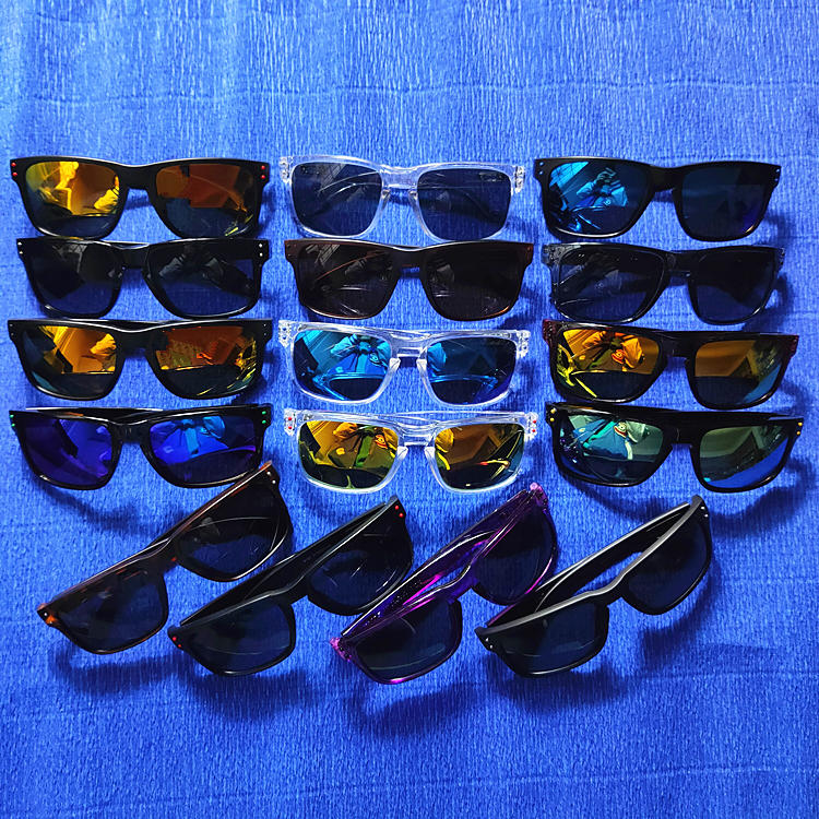 New Design Sport Sunglasses Shine All-Match Outdoor Eyewear Beach Gift Dot Travel Reflective Woman Man Glasses Goggles Mirror Classic Vacation Decorate Unisex
New Design Sport Sunglasses Shine All-Match Outdoor Eyewear Beach Gift Dot Travel Reflective Woman Man Glasses Goggles Mirror Classic Vacation Decorate Unisex
