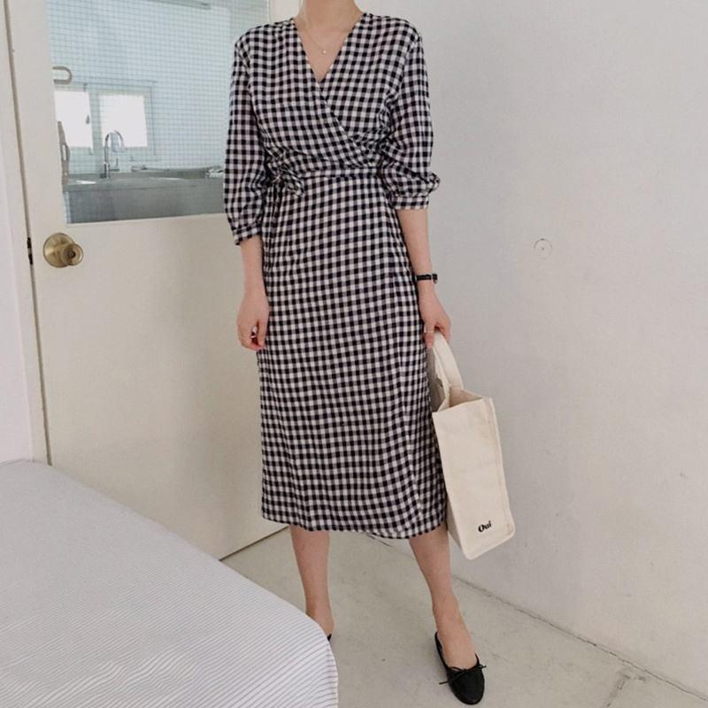 Casual Dresses Vintage Plaid Dress VONDA 2022 Women 3/4 Lantern Sleeve V Neck Belted Party Midi Holiday Sundress Vestidos Oversized Robe, Black;gray
Casual Dresses Vintage Plaid Dress VONDA 2022 Women 3/4 Lantern Sleeve V Neck Belted Party Midi Holiday Sundress Vestidos Oversized Robe, Black;gray