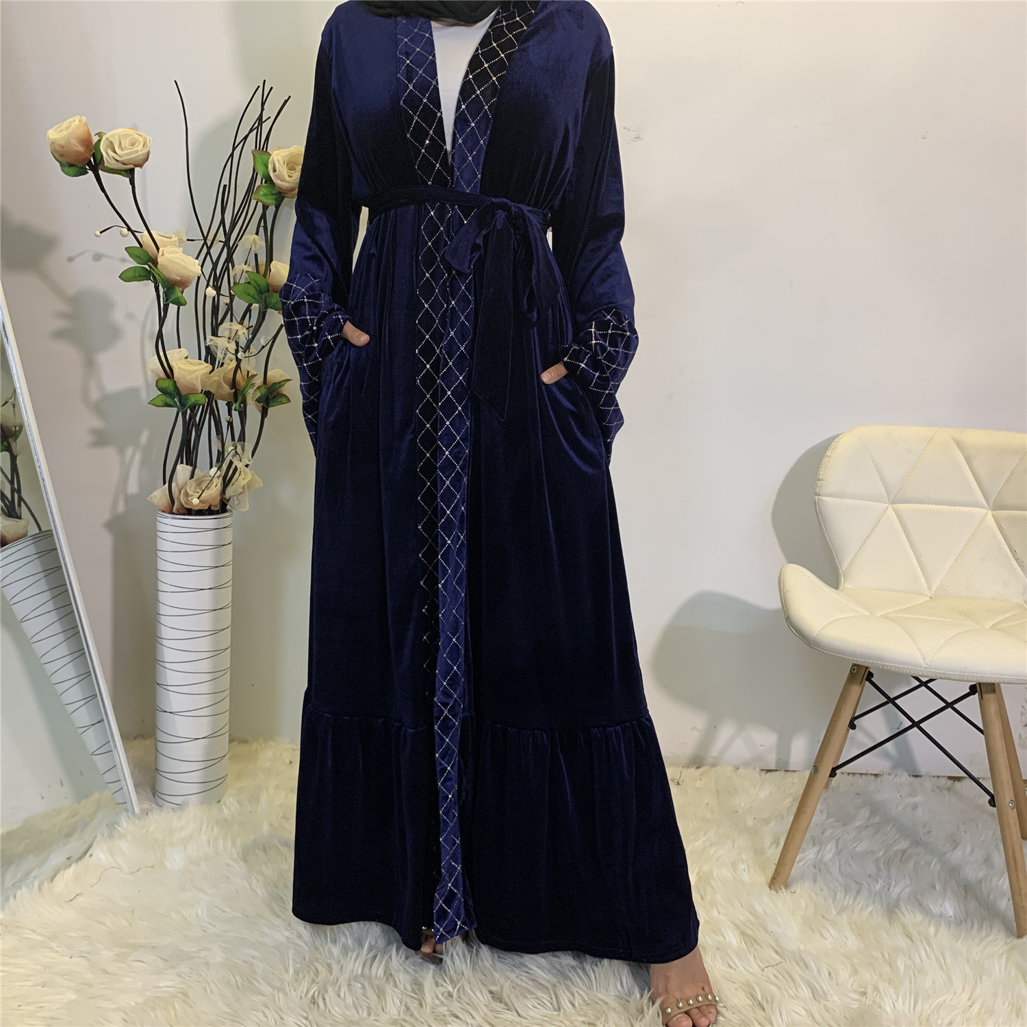 Winter Veet Eid Turkey Muslim Dress Women Lace-up Moroccan Kaftan Jubah Long Robe Abaya Vestidos Islamic Clothing Duabi Arabic
Winter Veet Eid Turkey Muslim Dress Women Lace-up Moroccan Kaftan Jubah Long Robe Abaya Vestidos Islamic Clothing Duabi Arabic