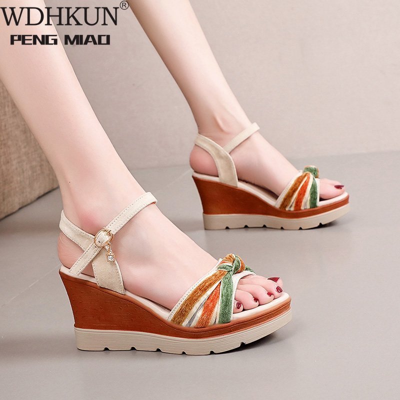 Sandals Plus Size -40 Platform Wedges Women Shoes Summer 2021 HIgh Heels Ladies Elegant Office Beach 4HOR, Beige
Sandals Plus Size -40 Platform Wedges Women Shoes Summer 2021 HIgh Heels Ladies Elegant Office Beach 4HOR, Beige