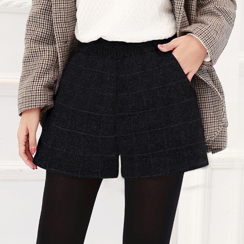 Retro Plaid Shorts For Women 2021 Autumn Winter High Waisted Elastic Waist Booty Spring Women, Black
Retro Plaid Shorts For Women 2021 Autumn Winter High Waisted Elastic Waist Booty Spring Women, Black