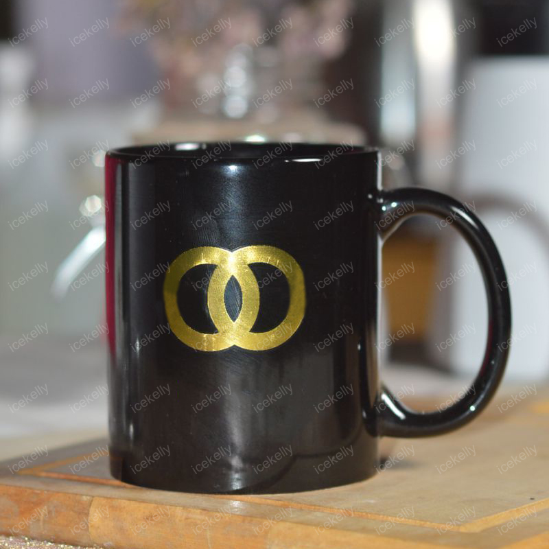 Mugs Coffee Cup Couple Creative Personality Mug Luxurys Designers Mugs Gold Printing High Value Water Cup D2111256Z, Black
Mugs Coffee Cup Couple Creative Personality Mug Luxurys Designers Mugs Gold Printing High Value Water Cup D2111256Z, Black