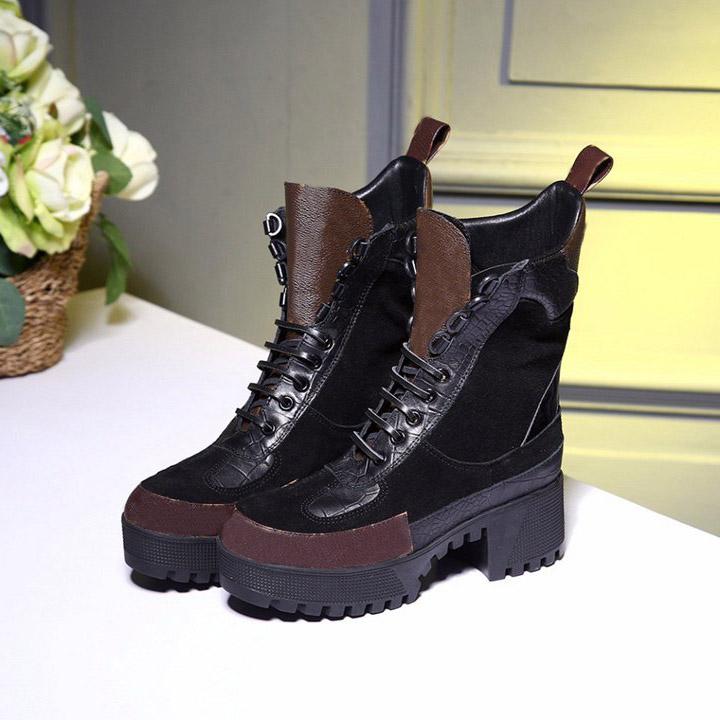 Motocycle boot flamingo lady booties platform woman winter arrow real leather flamingos ankle boots for women, Box only
Motocycle boot flamingo lady booties platform woman winter arrow real leather flamingos ankle boots for women, Box only
