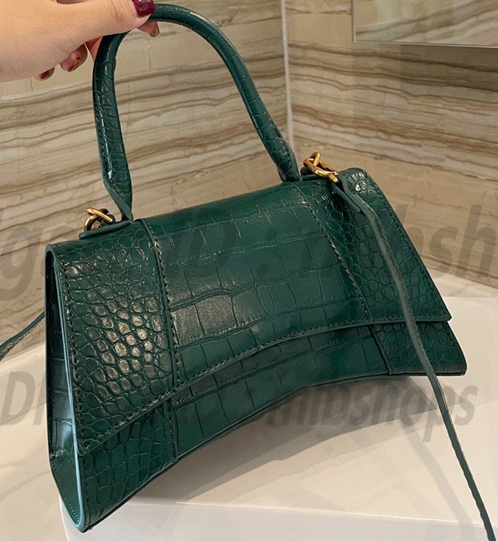 Luxurys designers B Fashion womens Top Quality Shoulder Bags Handbags wallet Clutch Hourglass Bag Totes CrossBody 2021 Handbag purses Best-selling Multicolor, No bags
Luxurys designers B Fashion womens Top Quality Shoulder Bags Handbags wallet Clutch Hourglass Bag Totes CrossBody 2021 Handbag purses Best-selling Multicolor, No bags