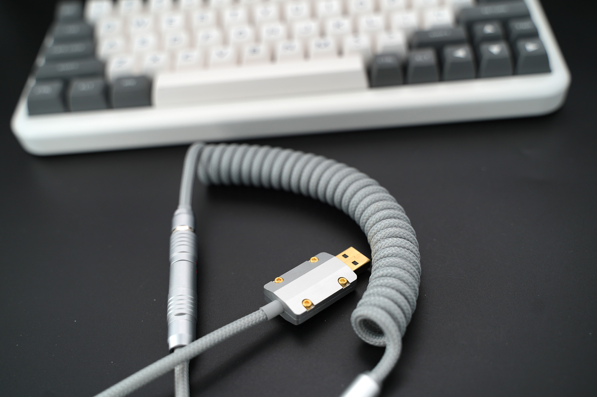 GeekCable Handmade Customized Mechanical Keyboard Cable USB Spiral For Filco Keyboard Cable PET Nylon Braided Fluorescent Silver