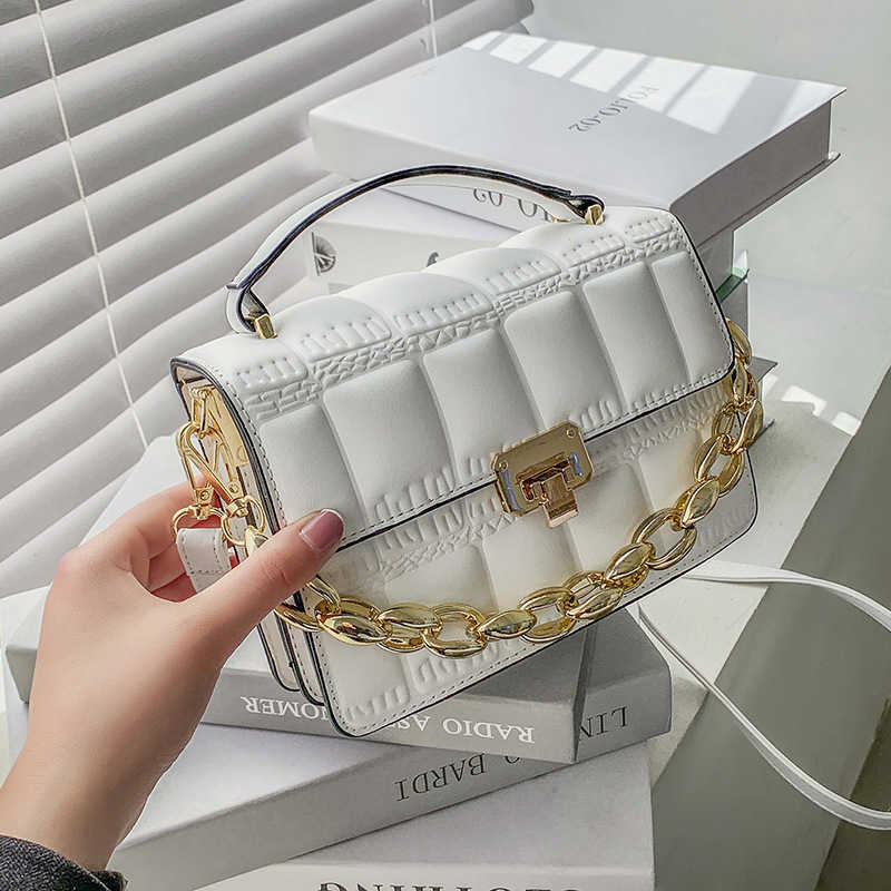 Advanced texture female 2021 new fashion foreign style messenger bag net red hand, White
Advanced texture female 2021 new fashion foreign style messenger bag net red hand, White